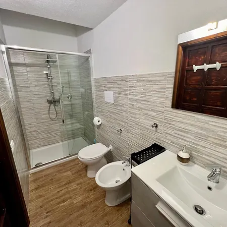 Ambra - Jacuzzi & * San Teodoro (Sardinia)